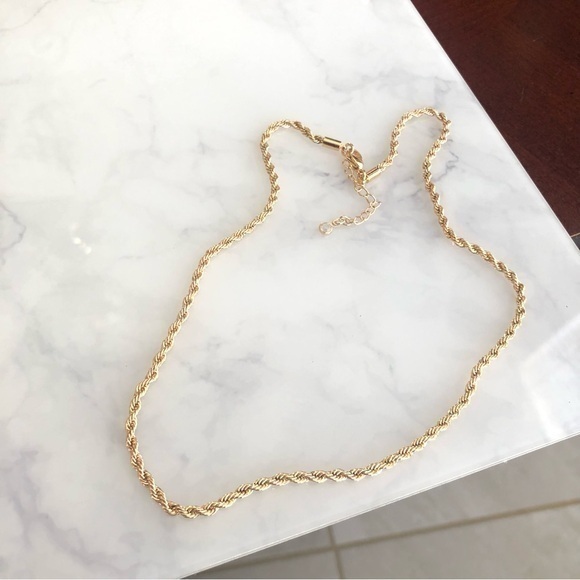 Gold Tone Adjustable Necklace - Picture 1 of 2